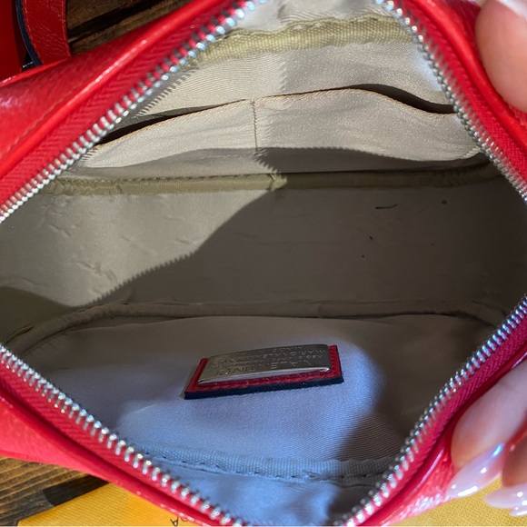 AUTHENTIC Valentino cross body bag - Picture 6 of 6